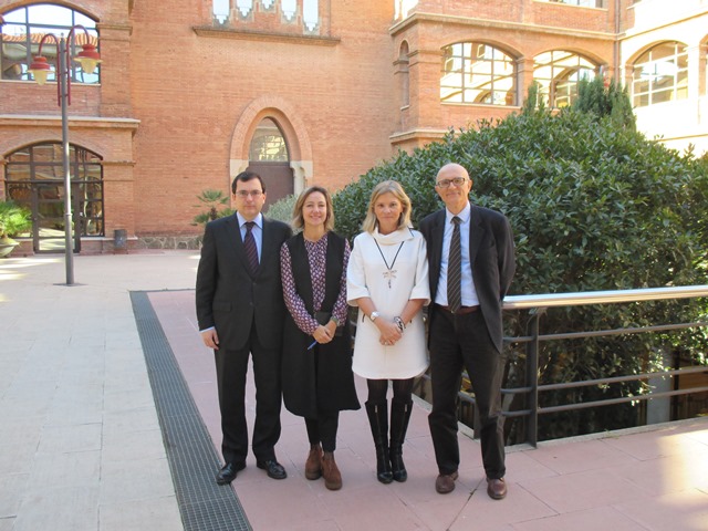 Alianza con Wolters Kluwer para potenciar la formación jurídica y tecnológica de los estudiantes